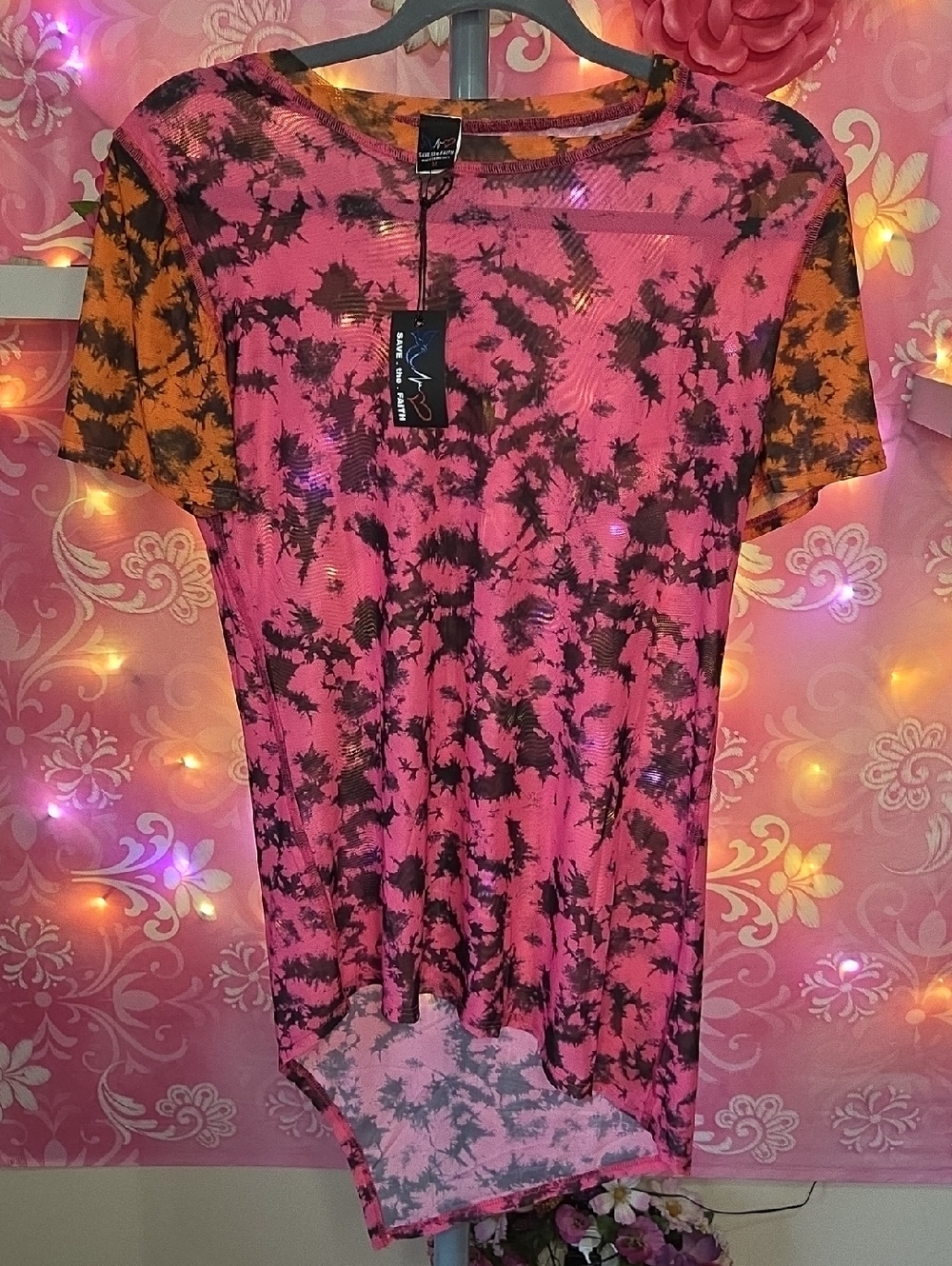 Women’s Short Sleeve Tie-Dye Tee in Pink & Orange